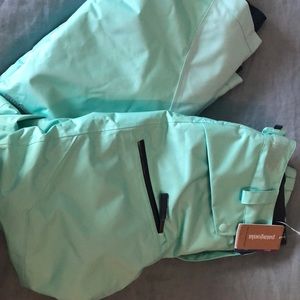 Girls Patagonia H2no snow pants